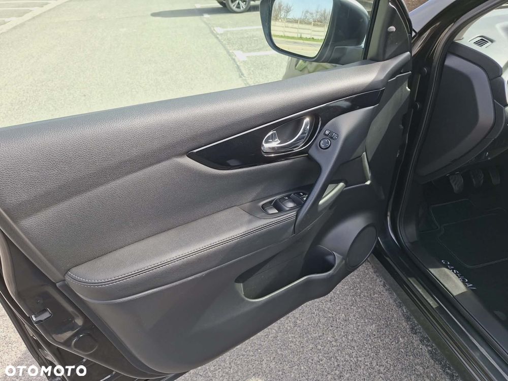 Nissan Qashqai 1.2 DIG-T Tekna - 17