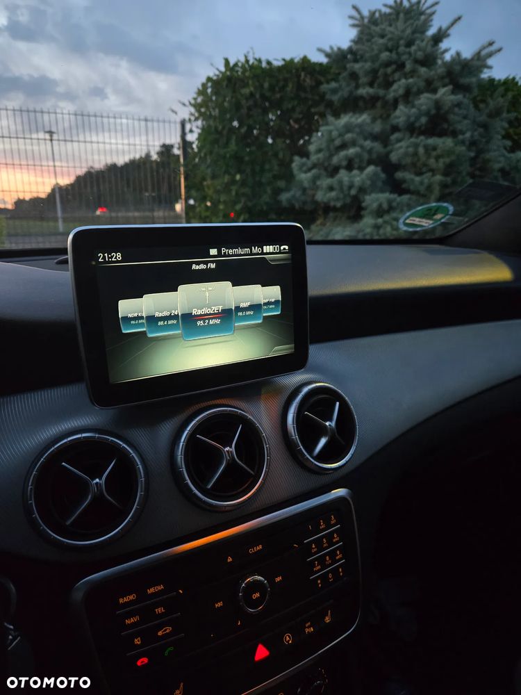 Mercedes-Benz CLA 200 - 15