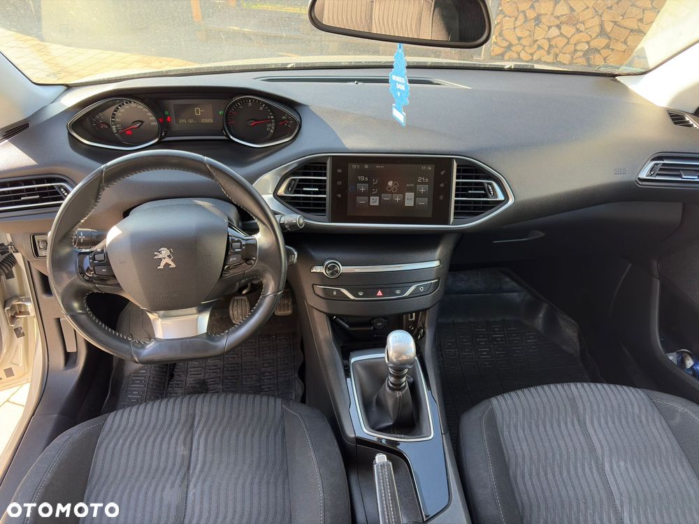 Peugeot 308 e-HDi 115 Stop & Start Allure - 8