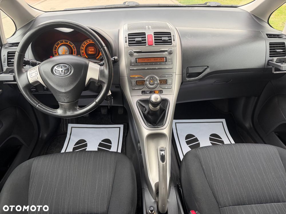 Toyota Auris 1.33 VVT-i Edition - 30