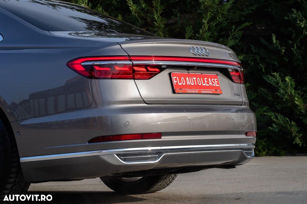 Audi A8 - 7