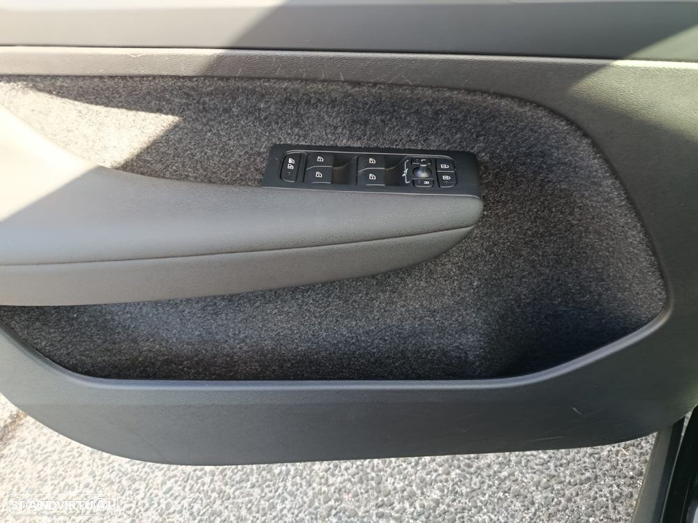 Volvo XC 40 Recharge 69 kWh Single Motor Core - 6