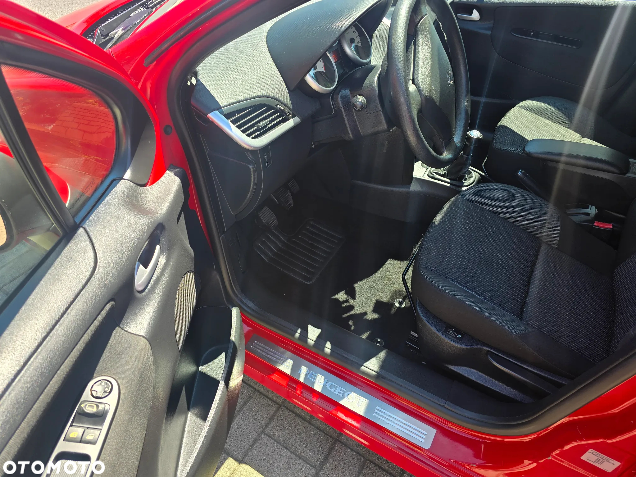 Peugeot 207 1.4 Trendy - 13