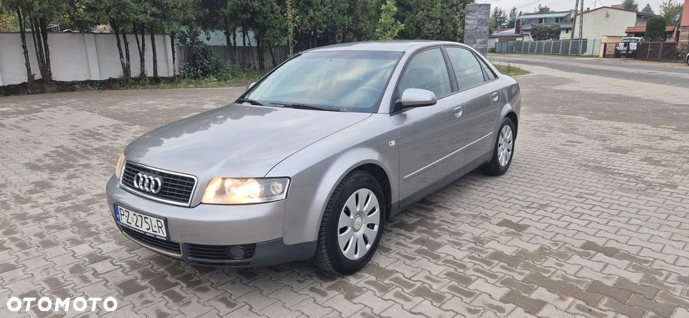 Audi A4 Limousine - 7