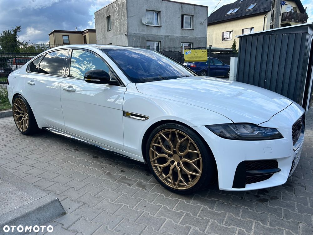 Jaguar XF 3.0 V6 Kompressor AWD - 2