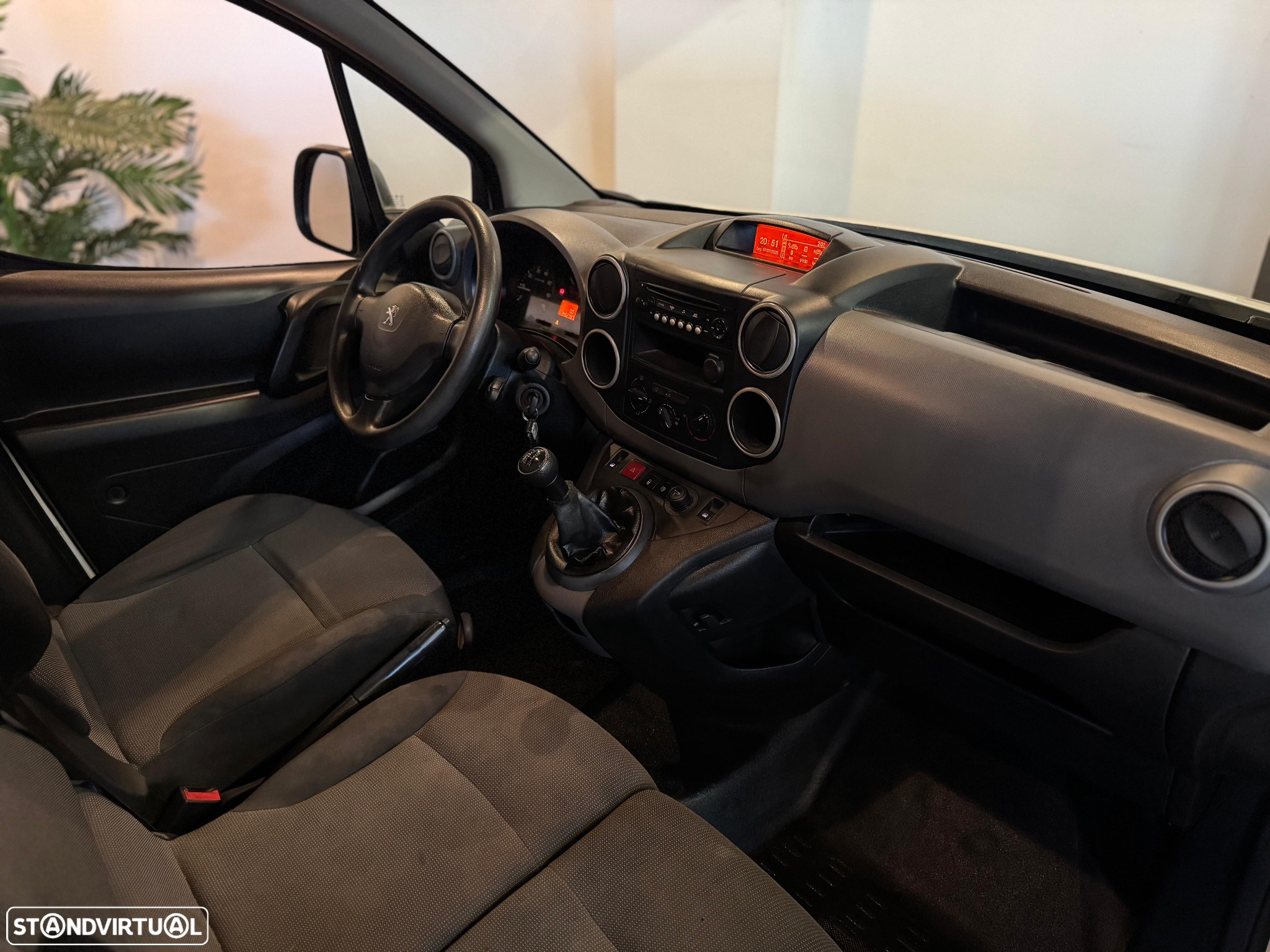 Peugeot Partner - 17