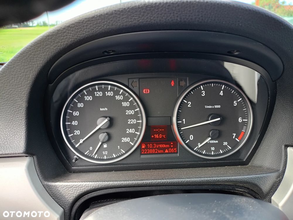 BMW Seria 3 318i - 13