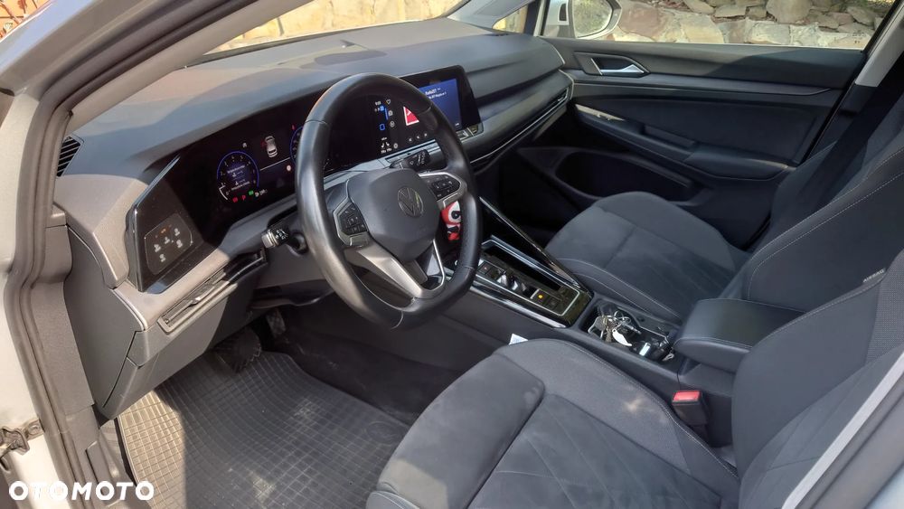 Volkswagen Golf - 17