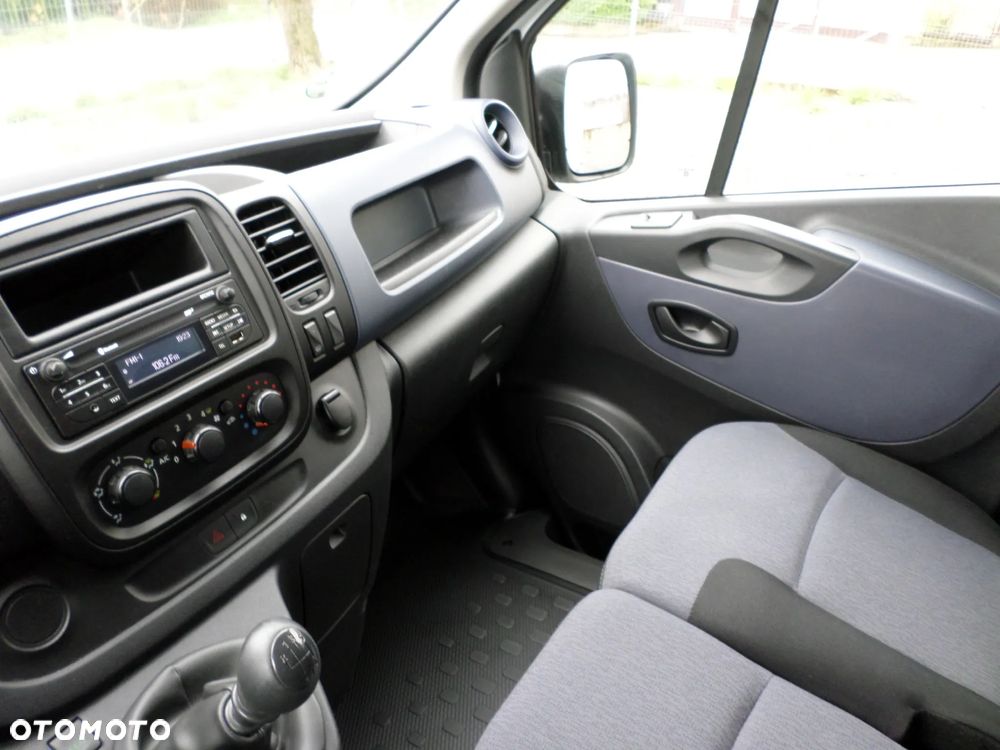 Opel Vivaro - 27