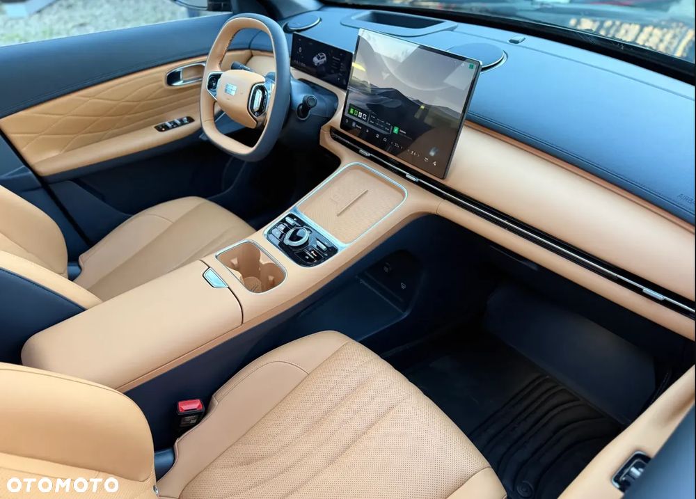 Geely Starray - 9