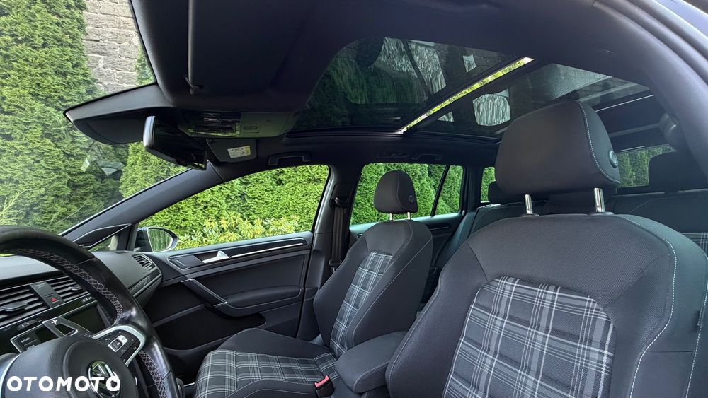 Volkswagen Golf GTD 2.0 TDI SCR DSG - 16