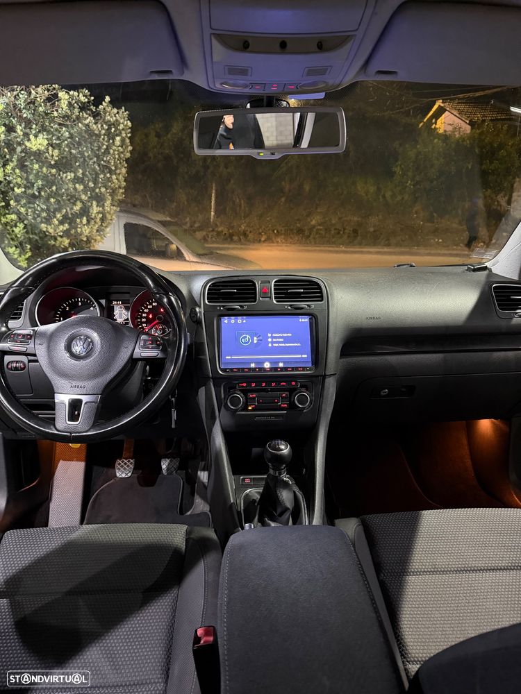 VW Golf 2.0 TDi Confortline - 7
