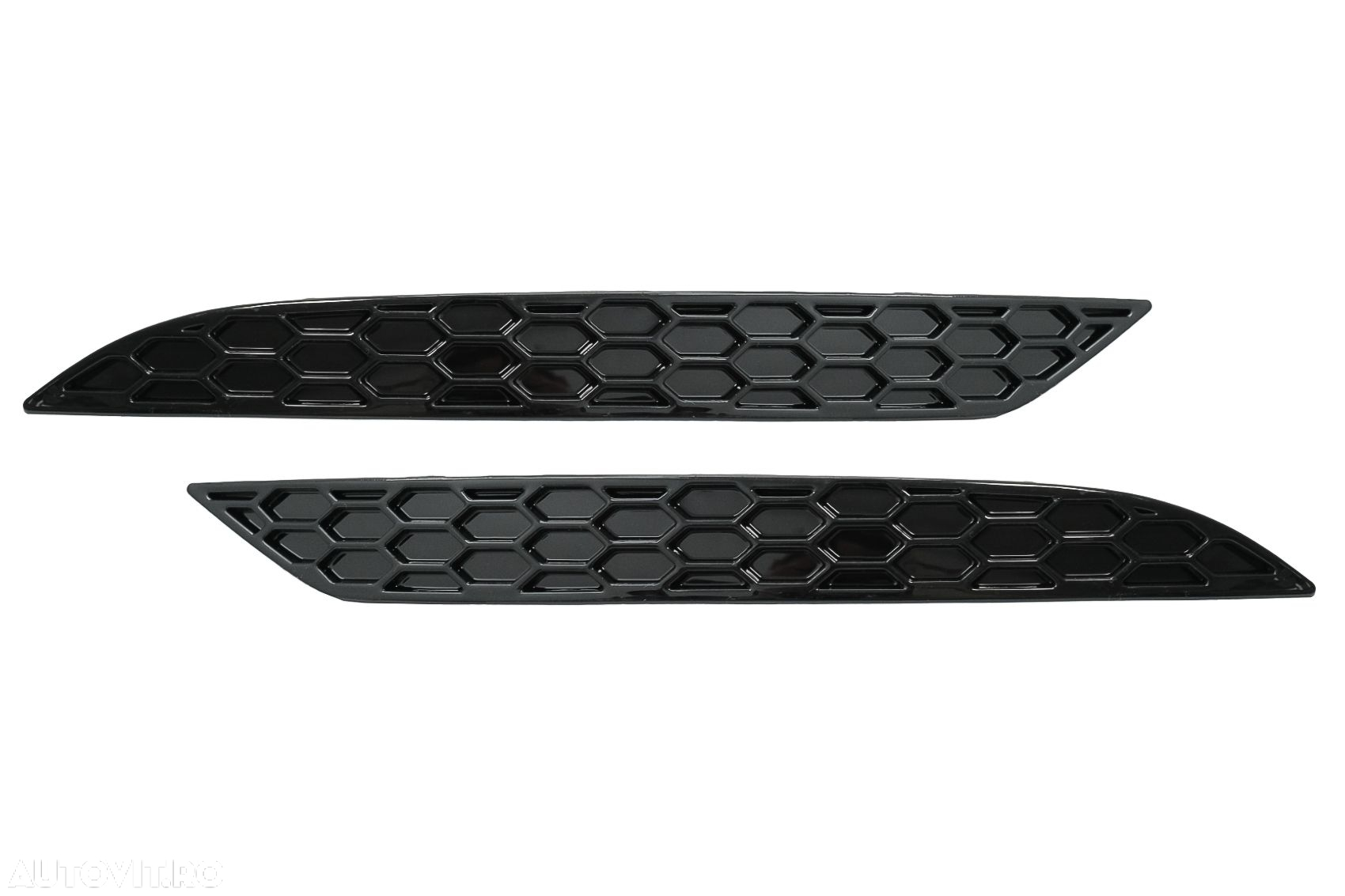 Honeycomb Reflectorizanti Bara Spate compatibil cu VW Golf 7.5 (2017-2 - 2