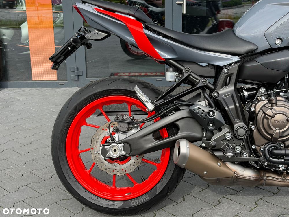 Yamaha MT - 6