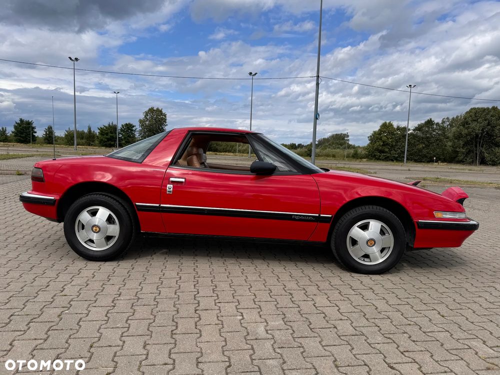 Buick Reatta - 8