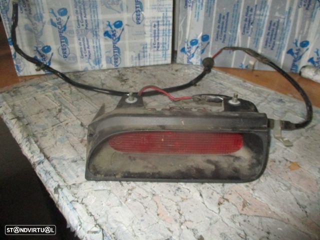 Farol Tras STOP2083 NISSAN PATROL GR Y61 1998 3P 3 Stop Ichikoh - 3