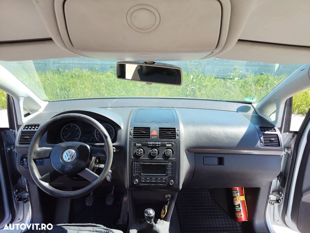 Volkswagen Touran 1.9 TDI Conceptline - 7