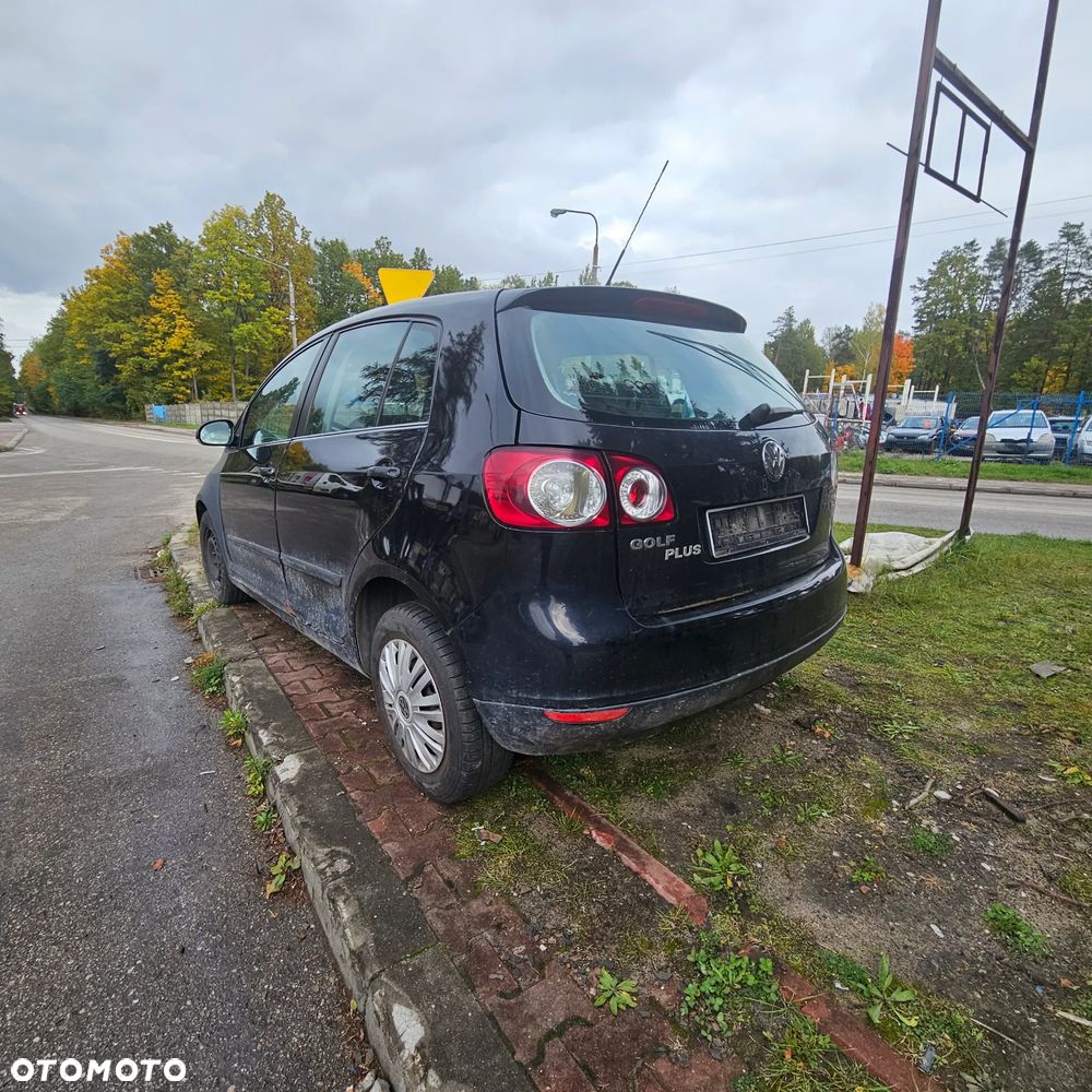 Volkswagen Golf Plus - pojazd na części: maska, zderzak, drzwi, szyby, lusterka, chłodnica.... - 5