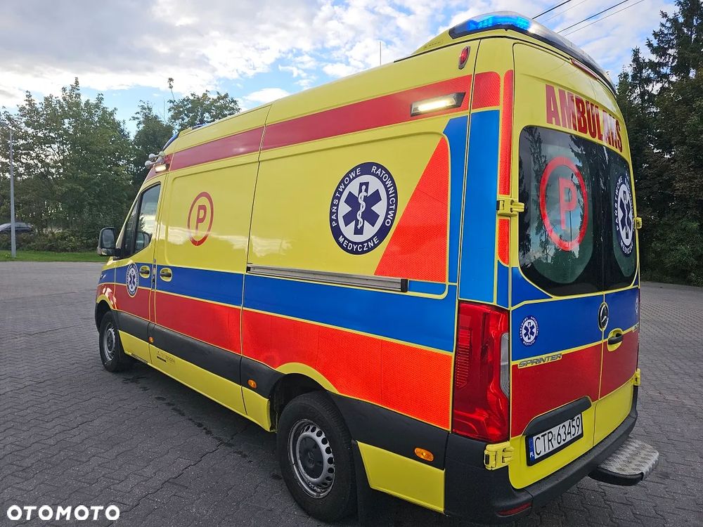 Mercedes-Benz Sprinter 419 CDI Ambulans Karetka - 2