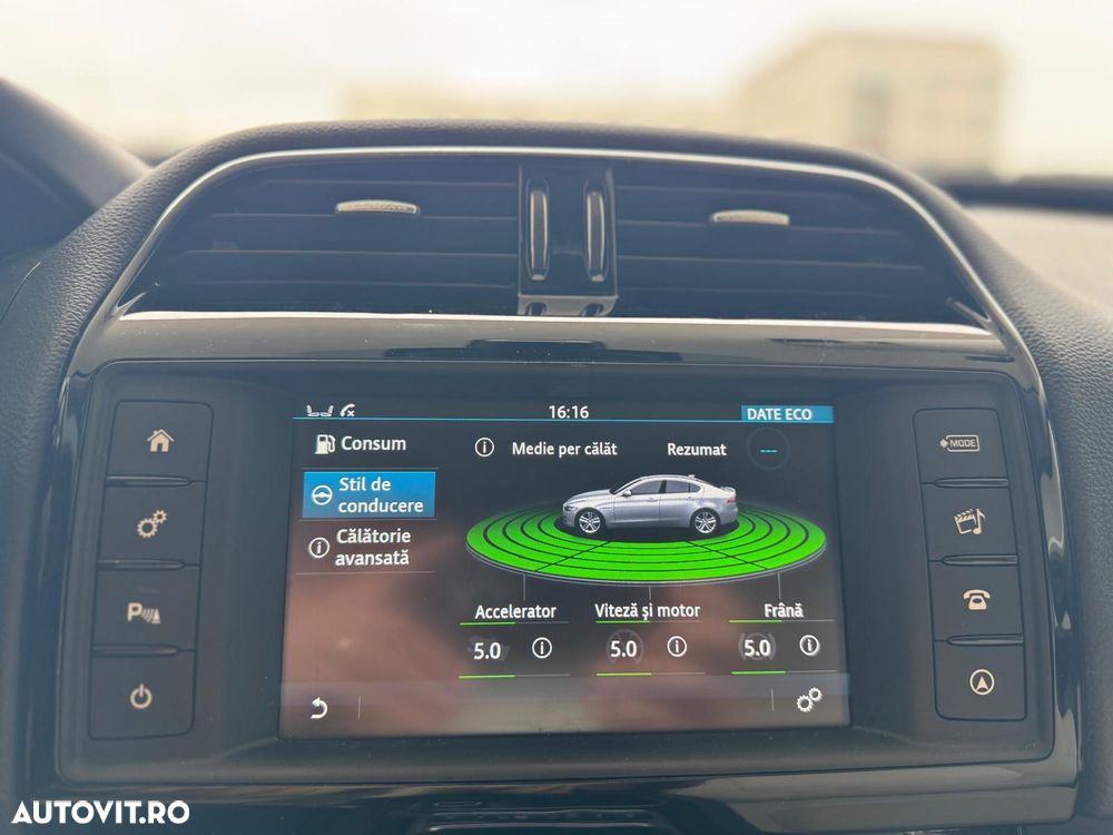 Jaguar XE 20d Aut. Portfolio - 19