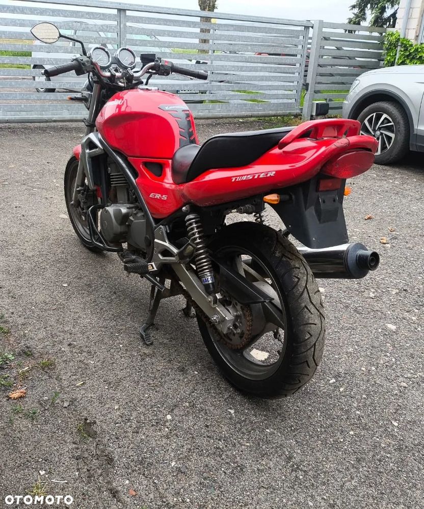 Kawasaki ER - 10