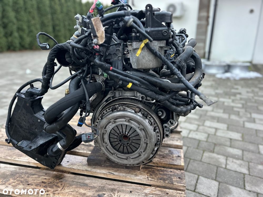 VOLVO V40 II V60 I S60 V70 III S80 II V50 S40 II C30 1.6 D2 SILNIK D4162T 115ps - 3