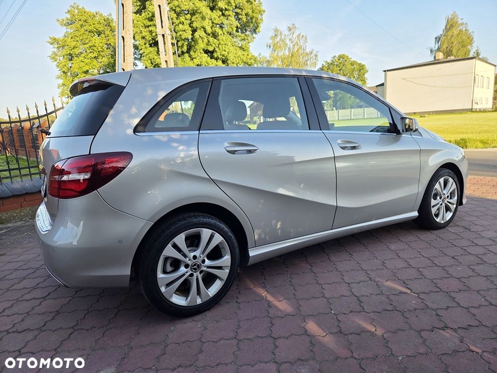 Mercedes-Benz Klasa B 250 7G-DCT Edition - 8