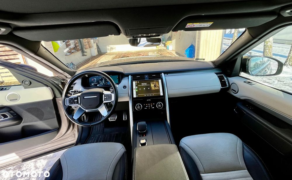 Land Rover Discovery 2.0 P300 R-Dynamic SE - 21