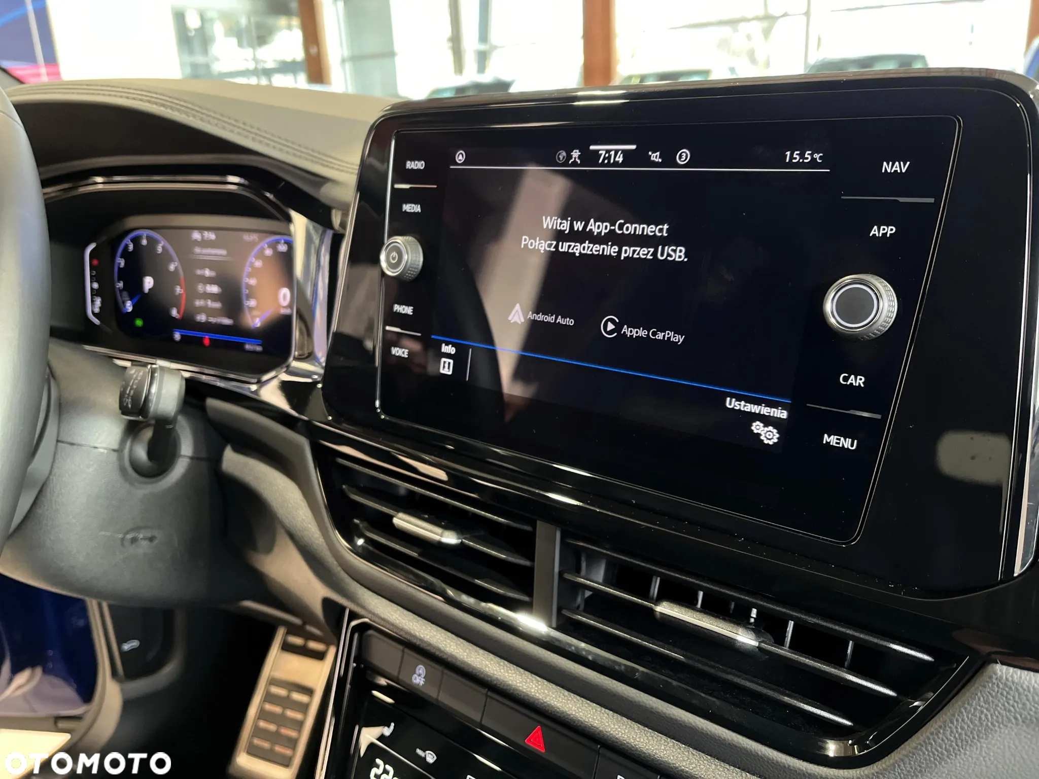 Volkswagen T-Roc 1.5 TSI R-Line DSG - 21