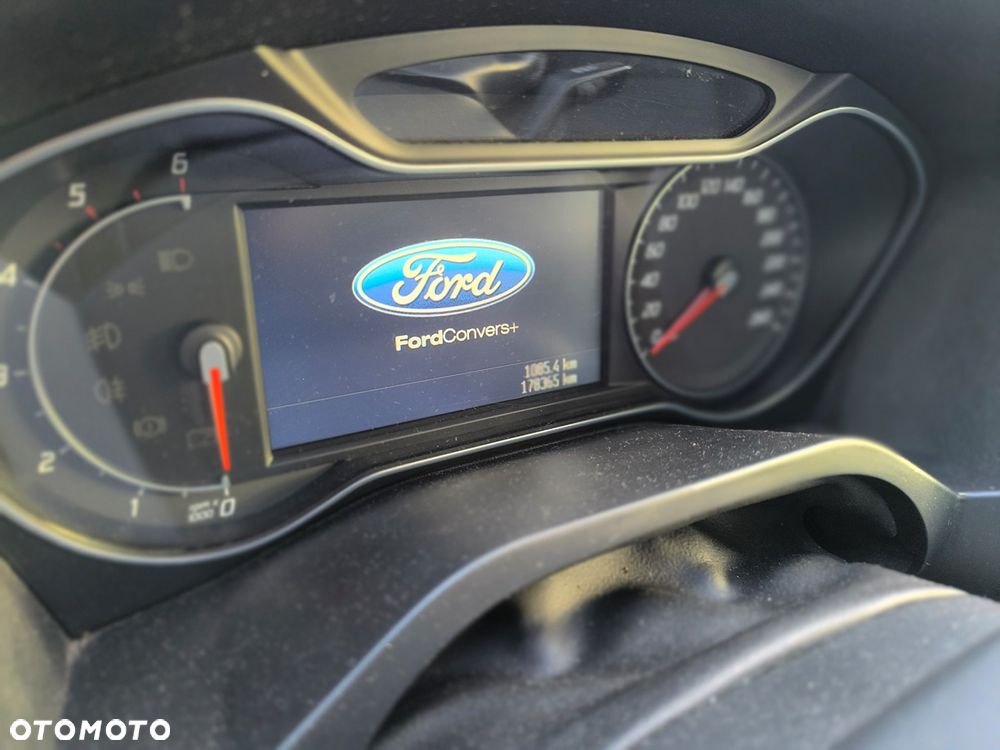 Ford S-Max 2.0 TDCi DPF Titanium X - 14