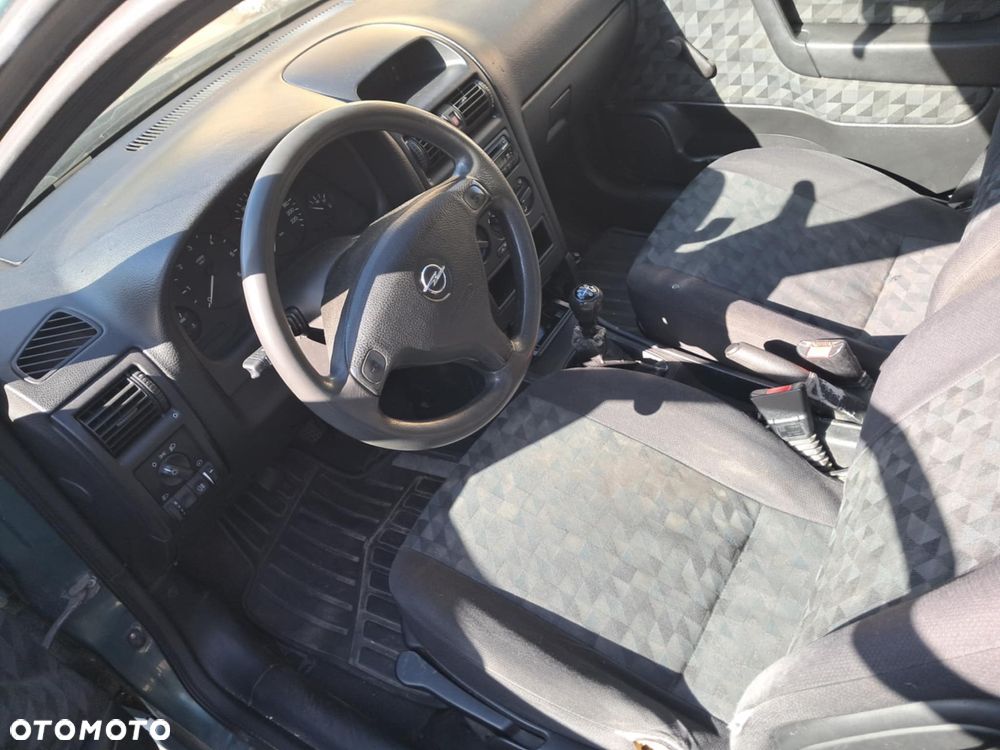 Opel Astra II 1.7 DTI - 3
