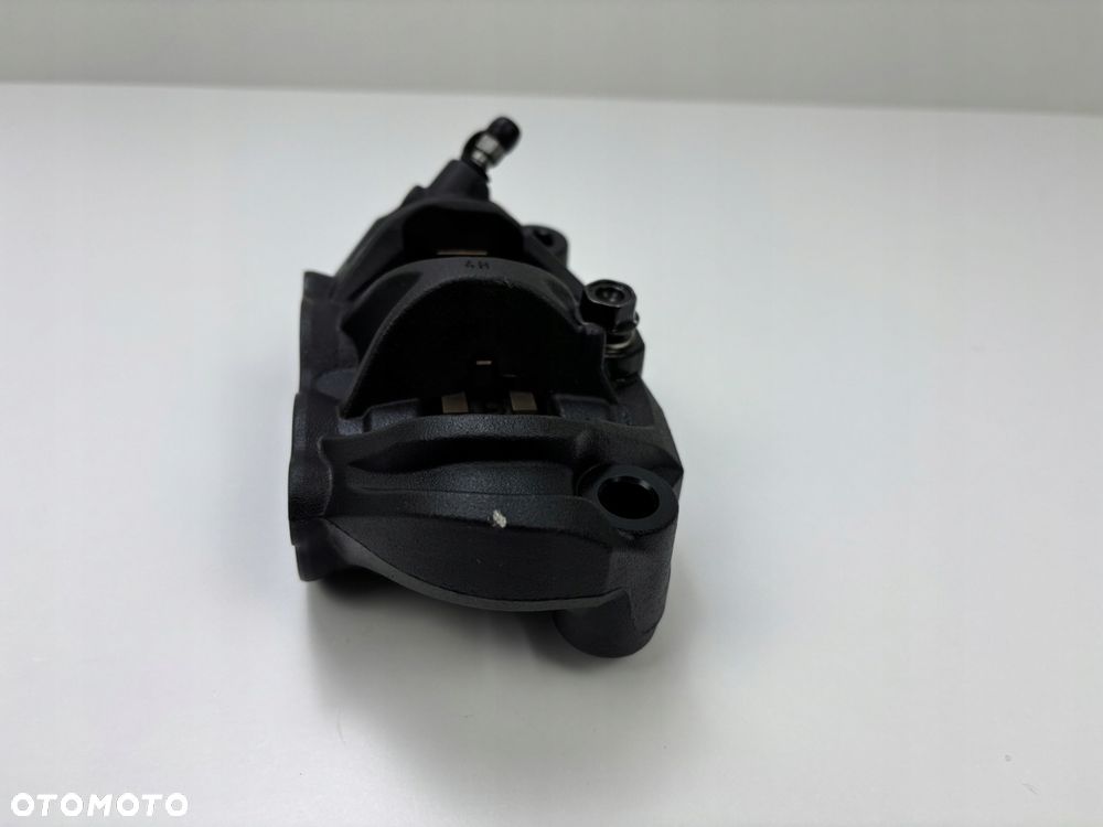 Zacisk hamulcowy przedni prawy Honda CBR 600RR PC69 2024- Oryginał - 3