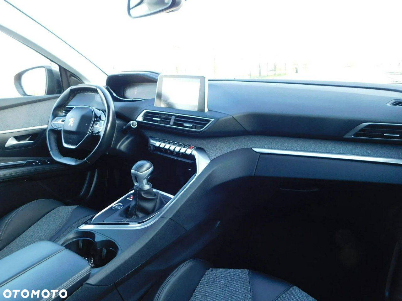 Peugeot 3008 1.5 BlueHDi Allure S&S - 7