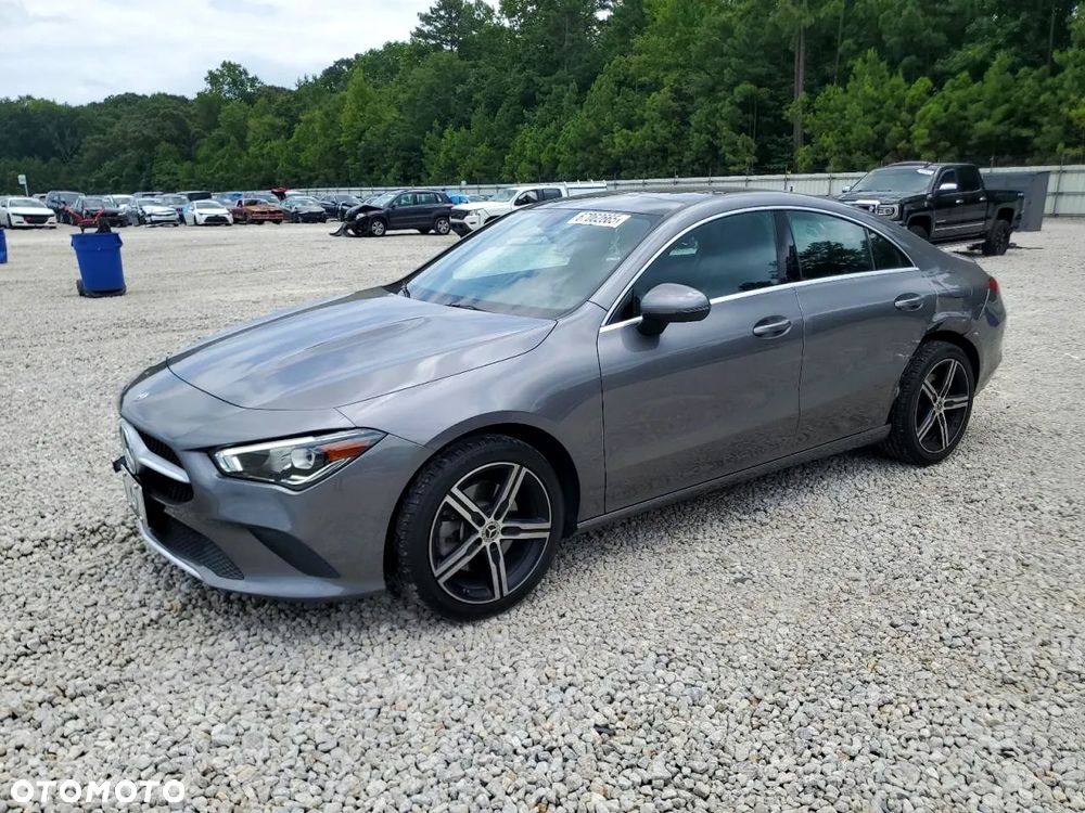 Mercedes-Benz CLA 250 4-Matic 7G-DCT - 2