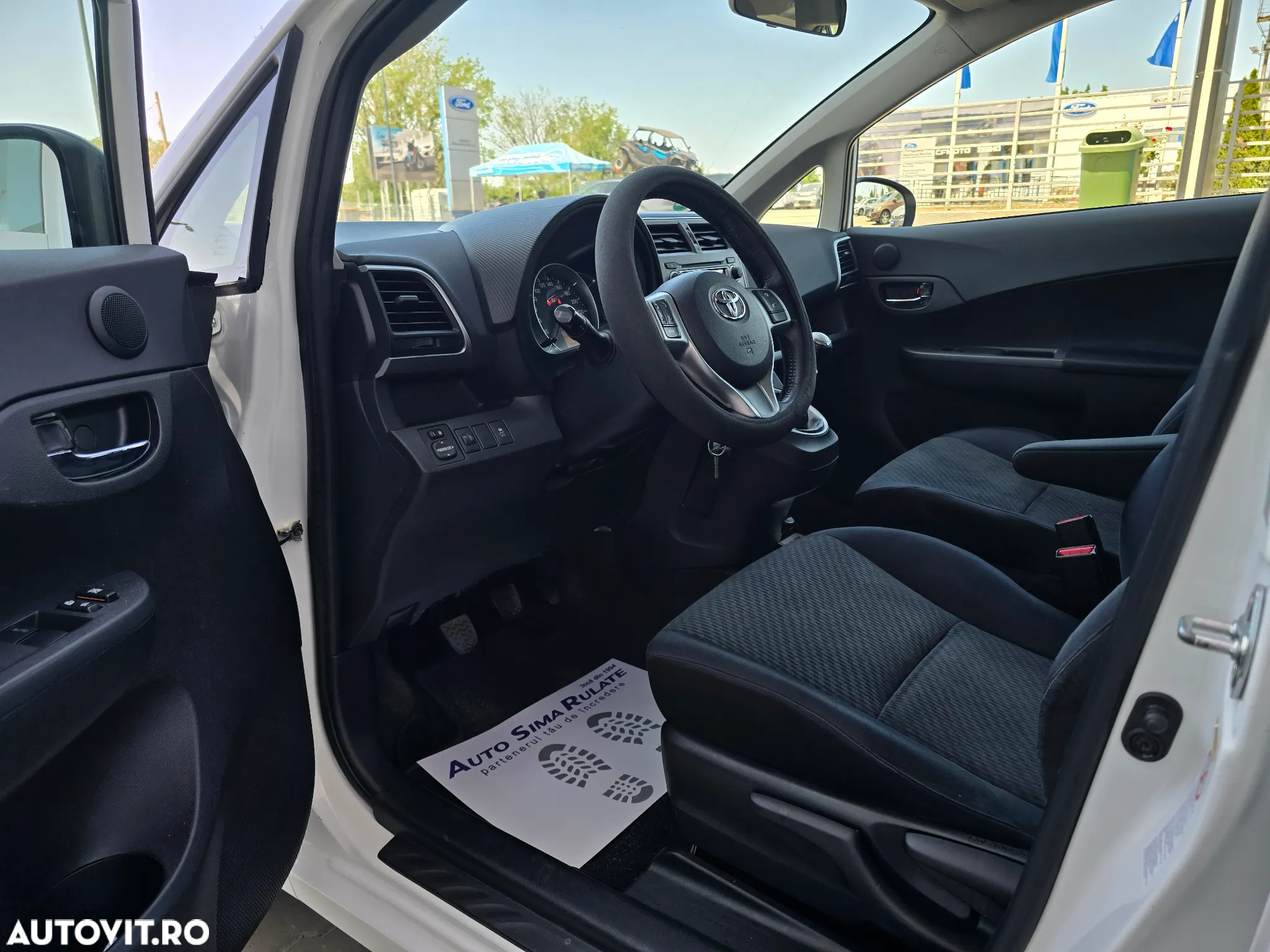 Toyota Verso S 1.4 D-4D - 17