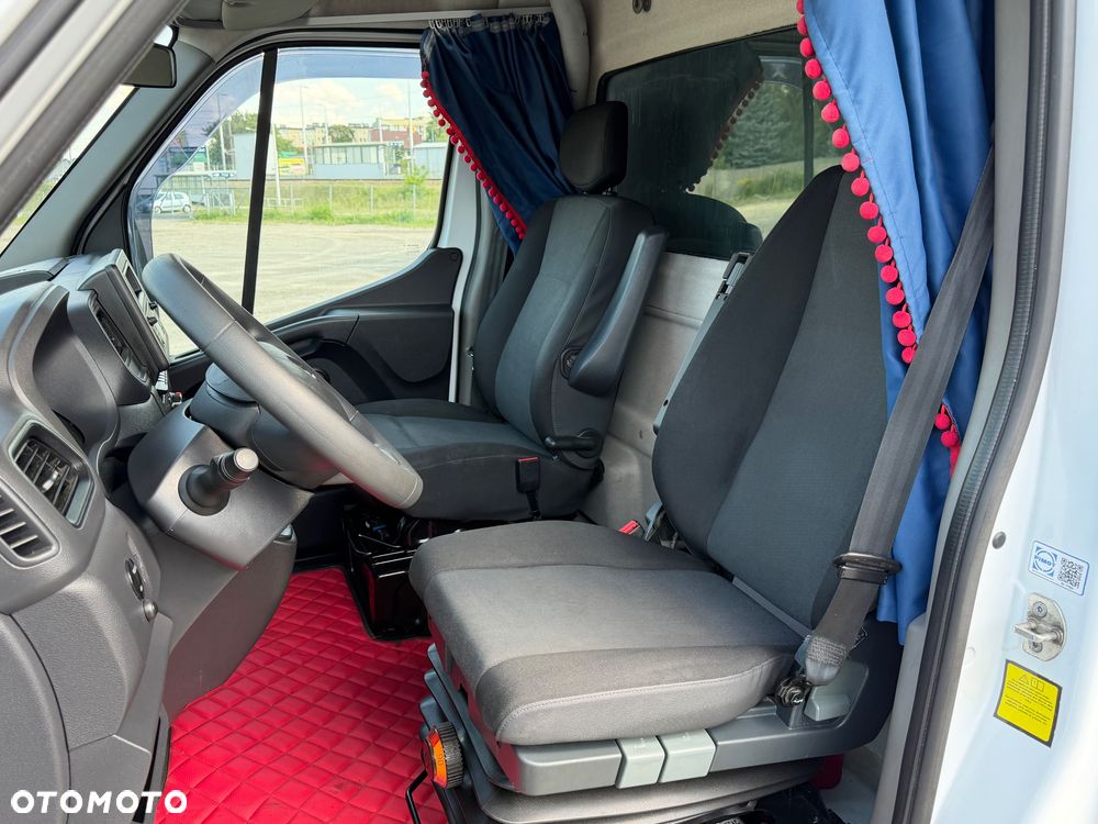 Renault Master - 11