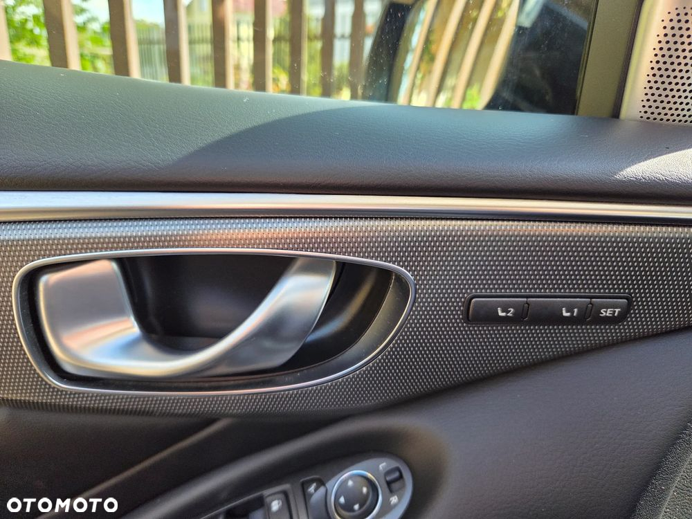 Infiniti Q50 Q50(S) Hybrid AWD Sport Tech - 13