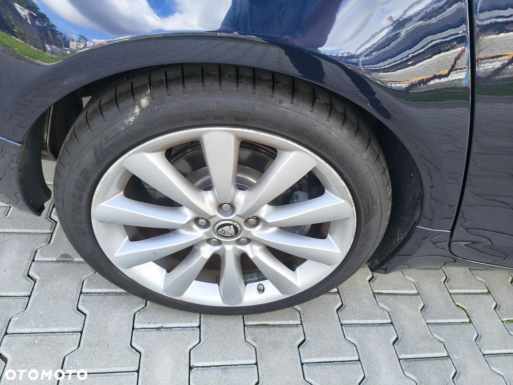 Jaguar XF 3.0 V6 D Luxury - 16