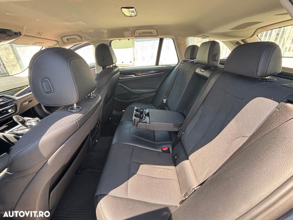 BMW Seria 5 520d xDrive Aut. Sport Line - 10