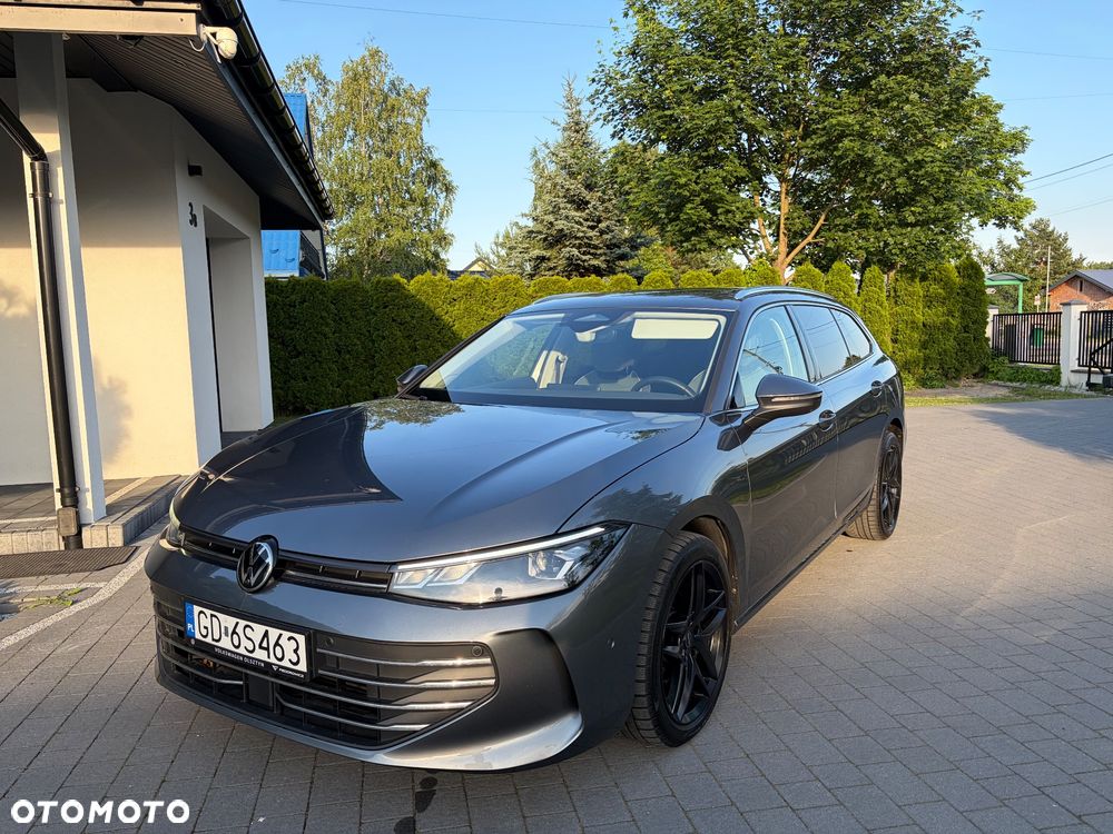 Volkswagen Passat - 32