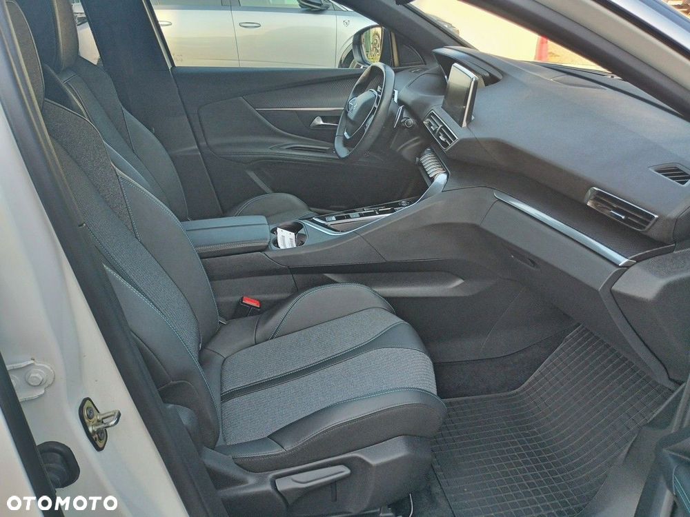 Peugeot 3008 1.2 PureTech Allure Pack S&S EAT8 - 13