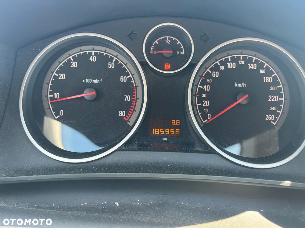 Opel Astra 1.6 111 - 9