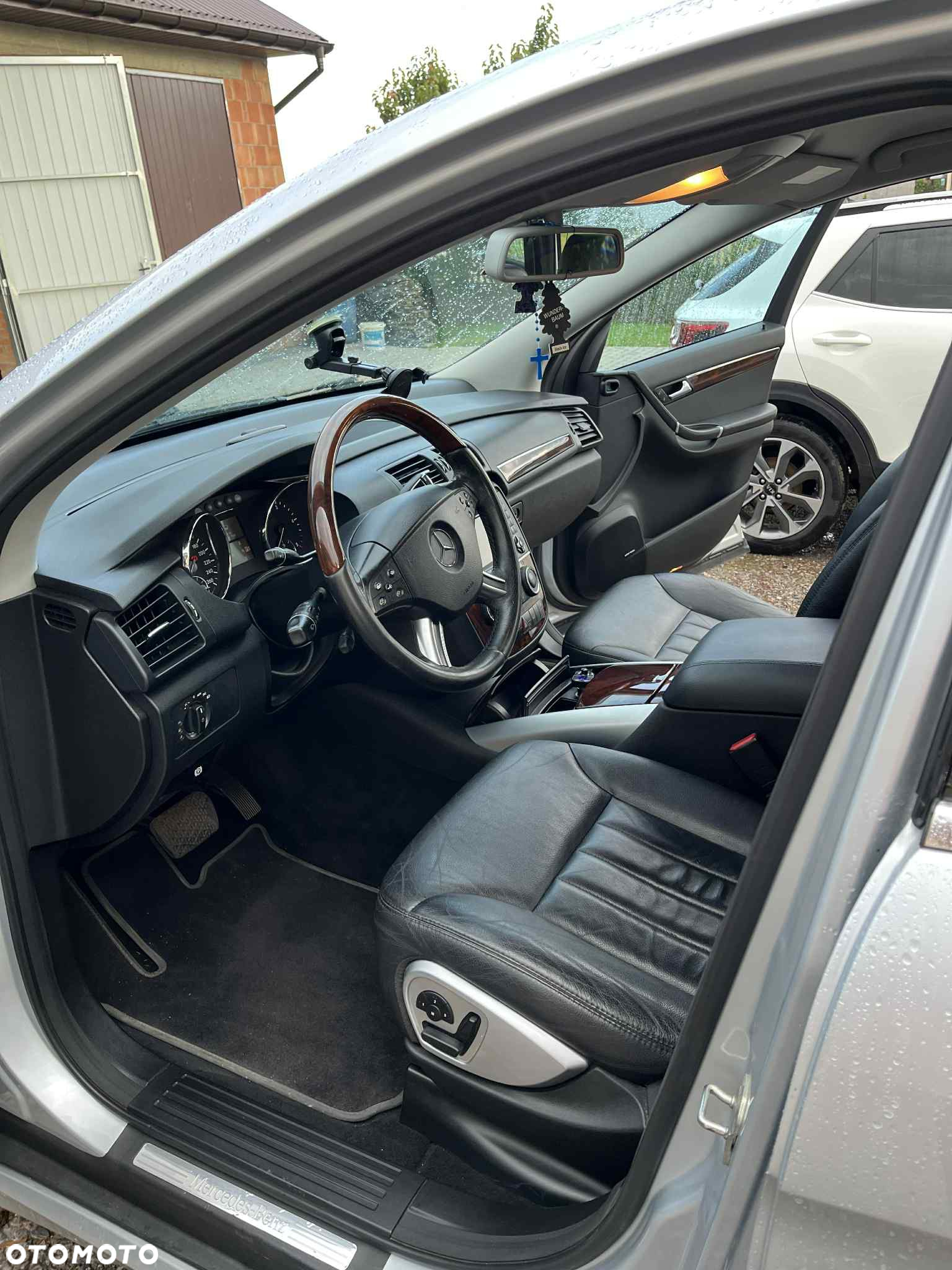 Mercedes-Benz Klasa R 320 CDI 4Matic 7G-TRONIC - 13