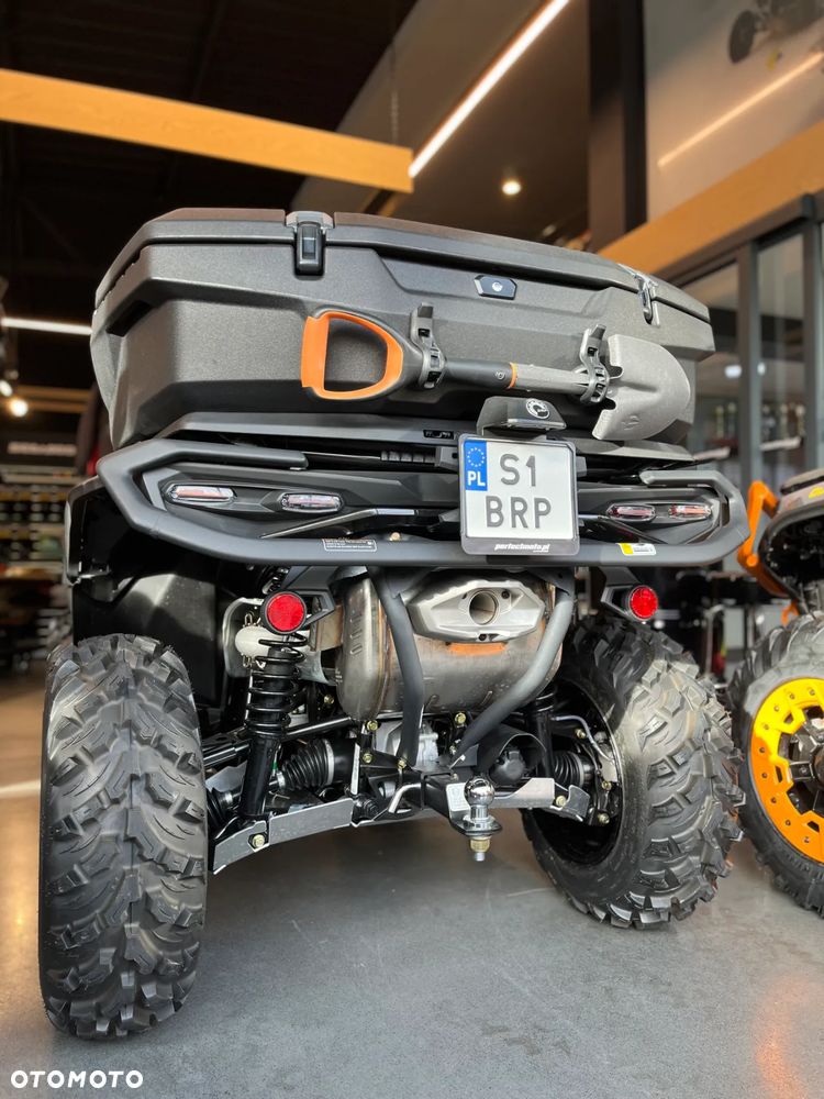 Can-Am Outlander Max - 10