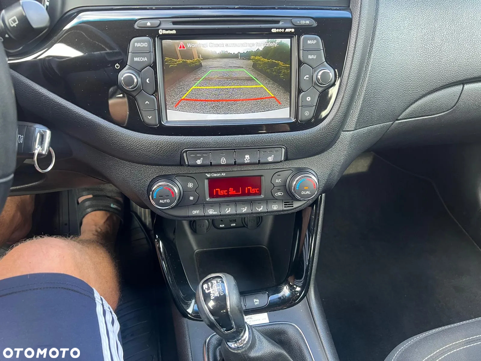 Kia Ceed - 10