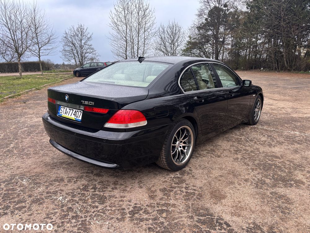 BMW Seria 7 735i - 1