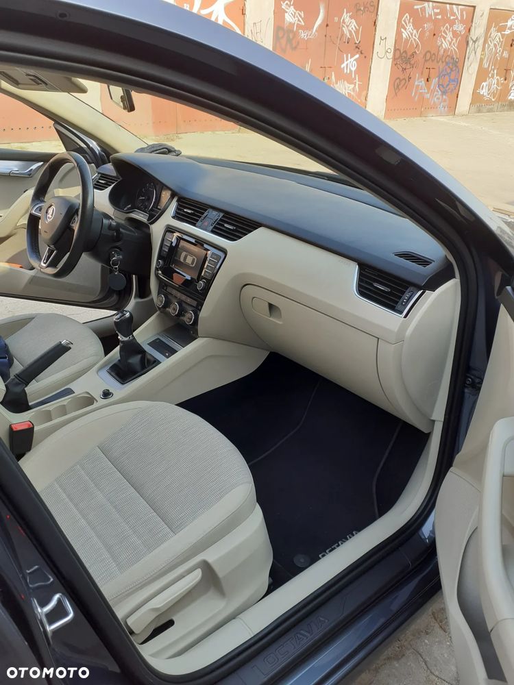 Skoda Octavia 1.4 TSI Elegance - 9