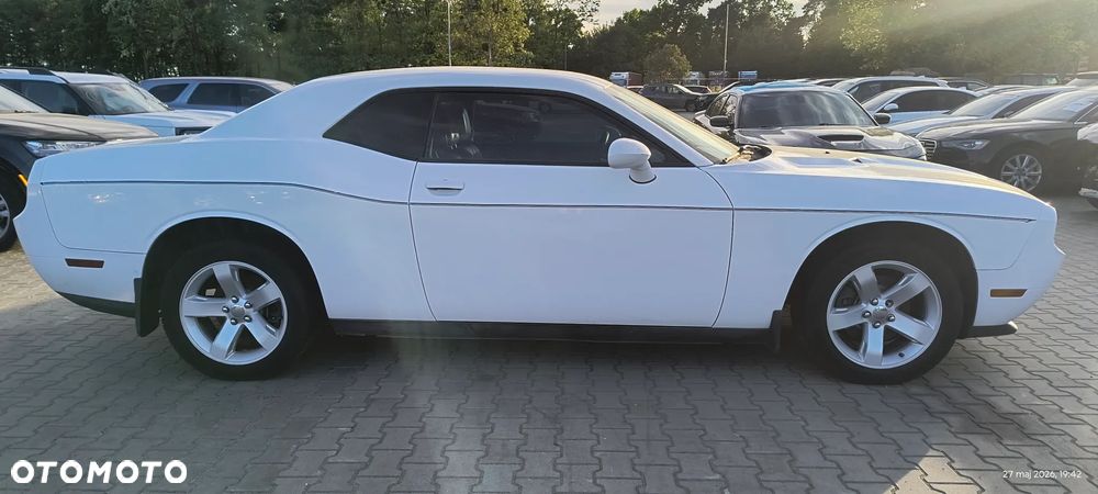 Dodge Challenger - 3