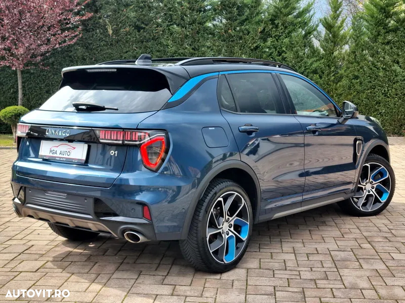 Lynk&Co 01 - 2