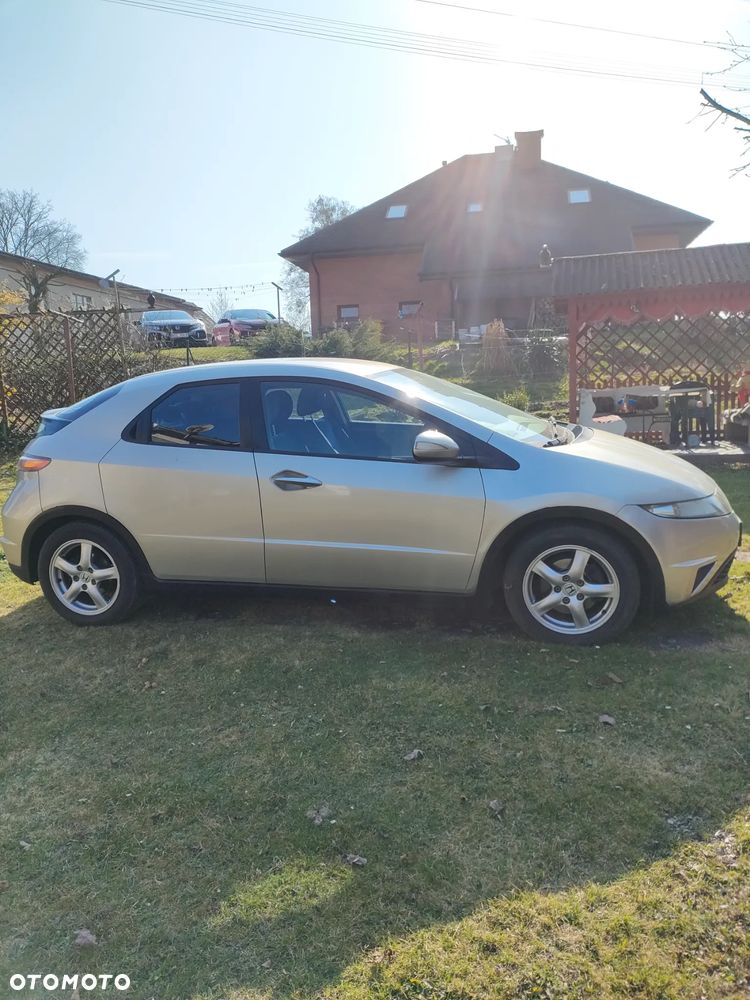 Honda Civic 1.4 Comfort - 1